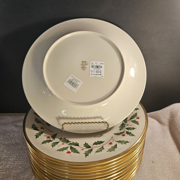 SOLD - Picture 3 of 6